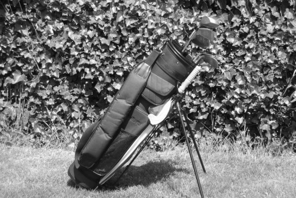 how to clean golf bag